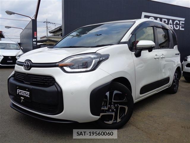 Toyota SIENTA 2023-06 7457800-0