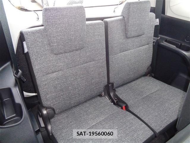 Toyota SIENTA 2023-06 7457800-19