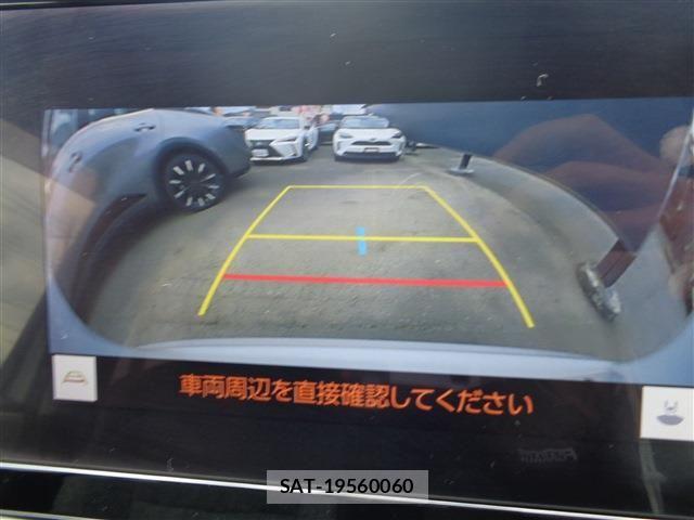 Toyota SIENTA 2023-06 7457800-21