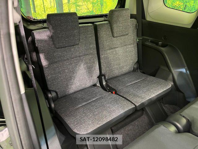 Toyota SIENTA 2024-12 7457790-9