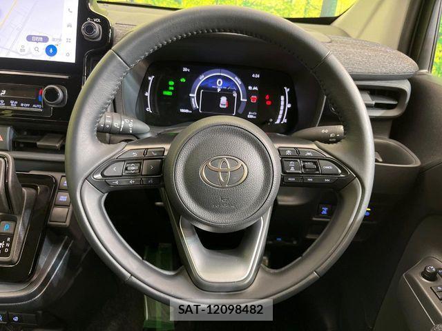 Toyota SIENTA 2024-12 7457790-11