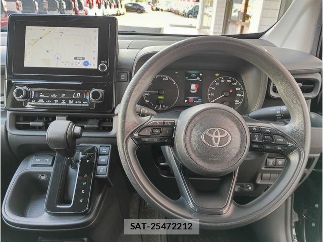 Toyota SIENTA 2023-07 7457810-1