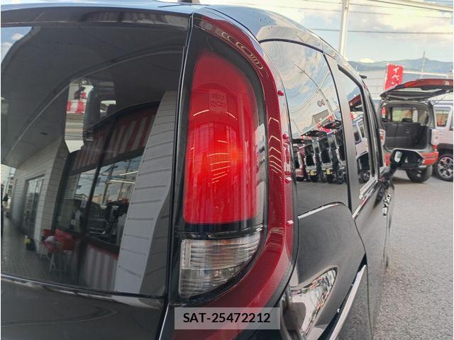 Toyota SIENTA 2023-07 7457810-6