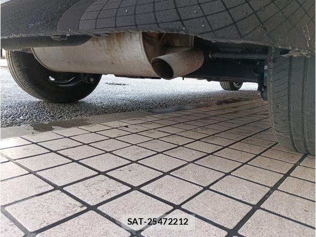 Toyota SIENTA 2023-07 7457810-8