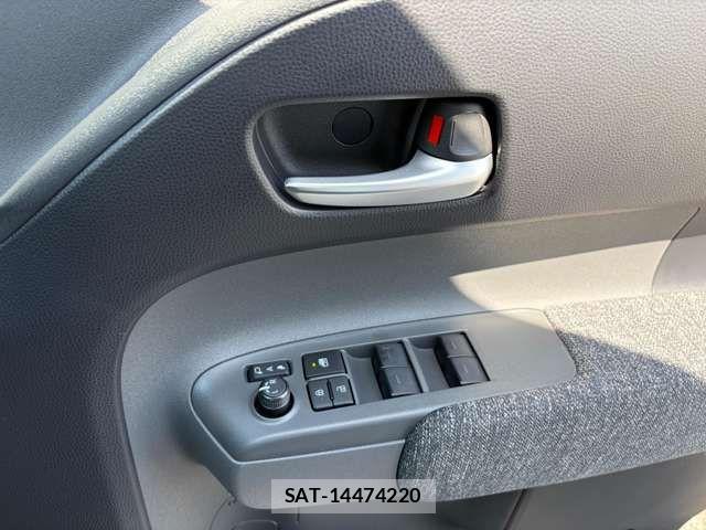 Toyota SIENTA 2026-05 7457787-23