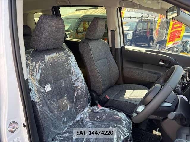 Toyota SIENTA 2026-05 7457787-24