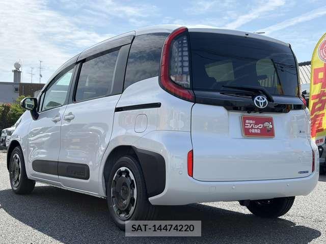 Toyota SIENTA 2026-05 7457787-7