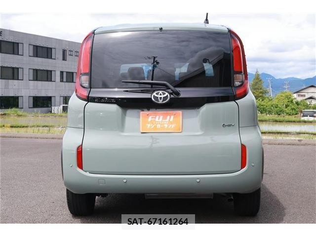 Toyota SIENTA 2024-07 7457792-16
