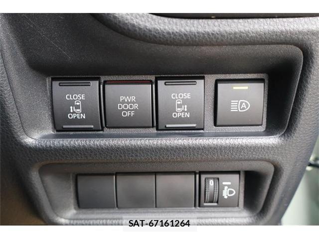 Toyota SIENTA 2024-07 7457792-6