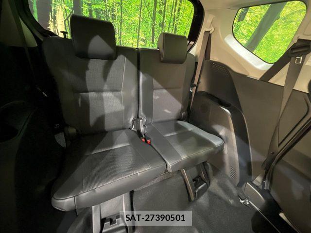 Toyota SIENTA 2018-06 7457814-10