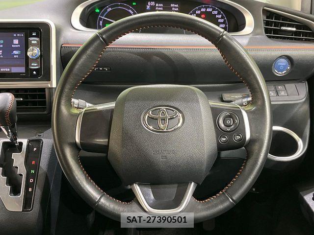 Toyota SIENTA 2018-06 7457814-15