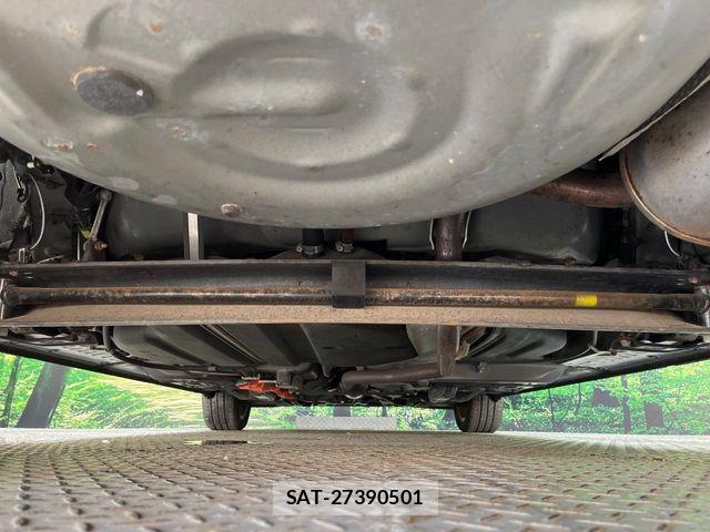 Toyota SIENTA 2018-06 7457814-19