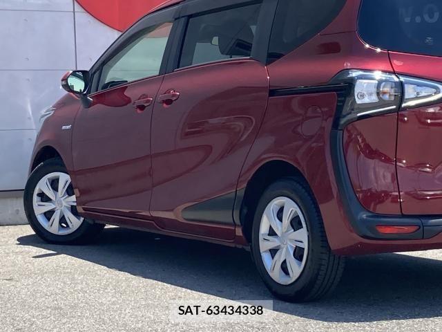 Toyota SIENTA 2019-06 7457815-14