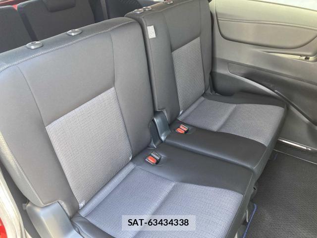 Toyota SIENTA 2019-06 7457815-21