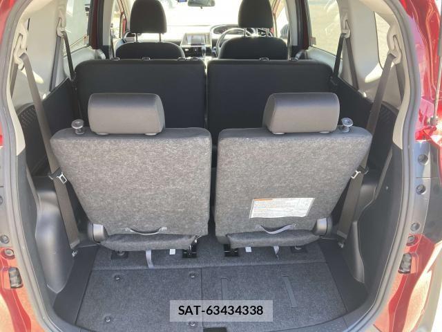 Toyota SIENTA 2019-06 7457815-27