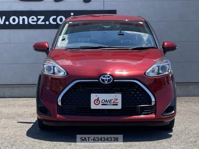 Toyota SIENTA 2019-06 7457815-5