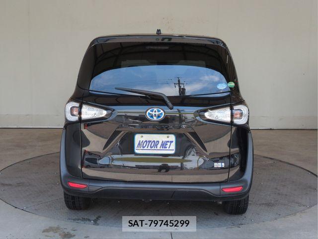 Toyota SIENTA 2016-08 7457828-16