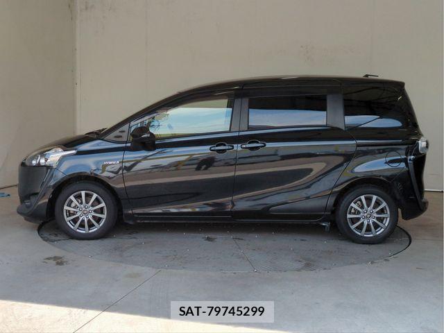 Toyota SIENTA 2016-08 7457828-18