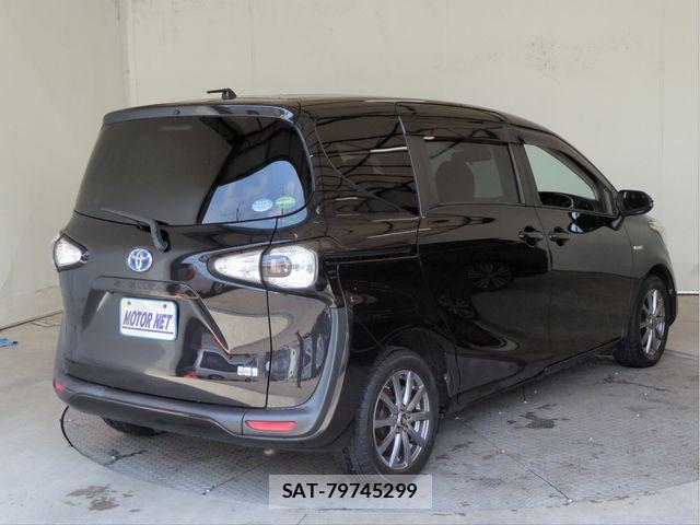 Toyota SIENTA 2016-08 7457828-1