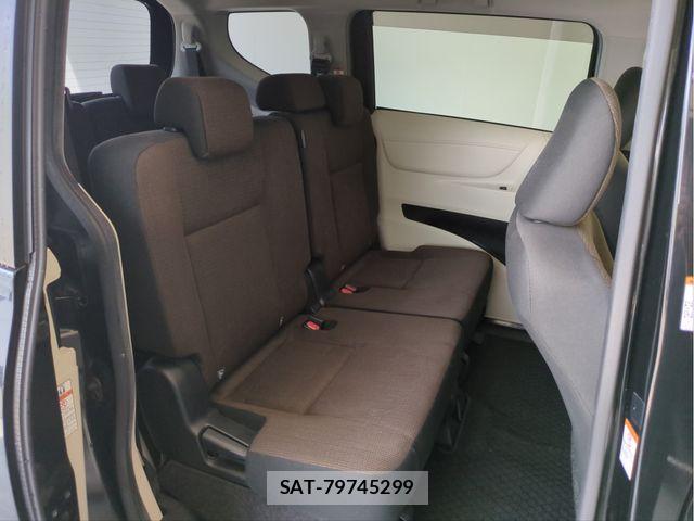 Toyota SIENTA 2016-08 7457828-25