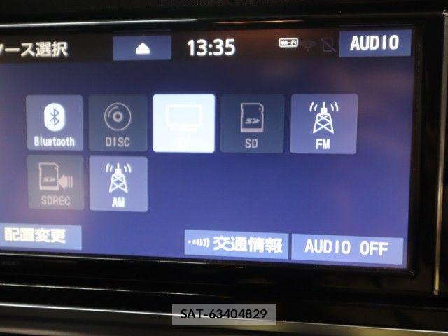 Toyota SIENTA 2020-05 7457817-17