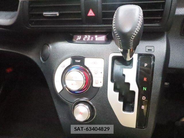 Toyota SIENTA 2020-05 7457817-19