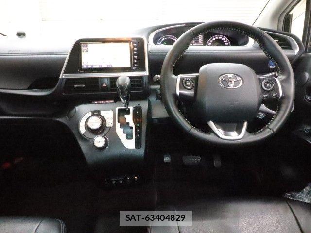 Toyota SIENTA 2020-05 7457817-2