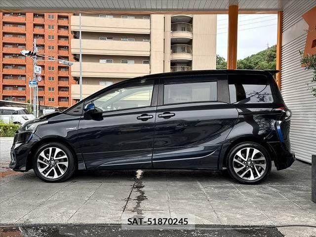 Toyota SIENTA 2015-07 7502855-11
