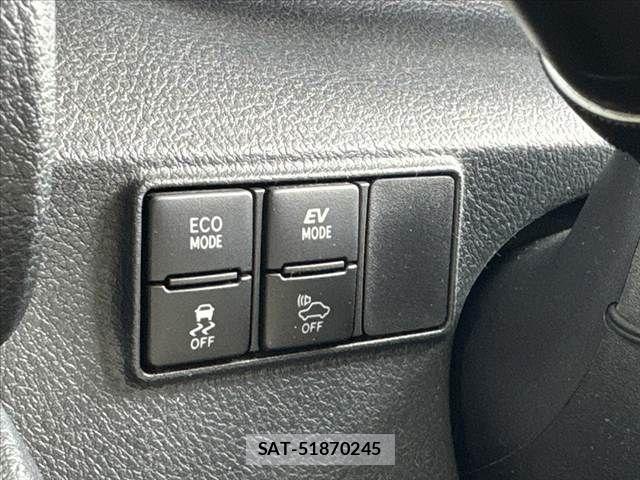 Toyota SIENTA 2015-07 7502855-29