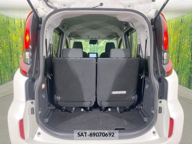 Toyota SIENTA 2024-04 7502840-10