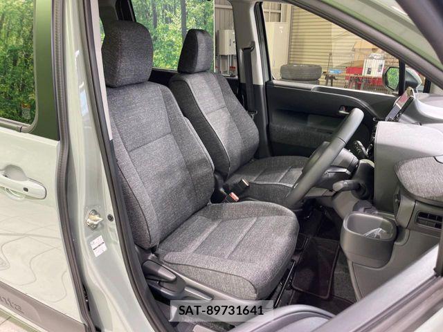 Toyota SIENTA 2026-04 7502823-7