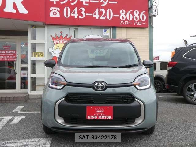 Toyota SIENTA 2026-02 7502826-12