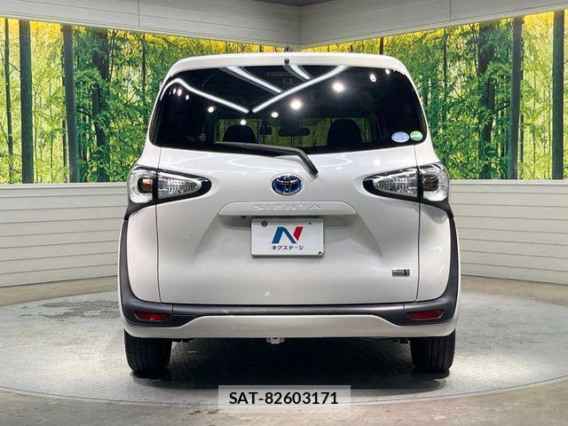Toyota SIENTA 2016-10 7502847-15
