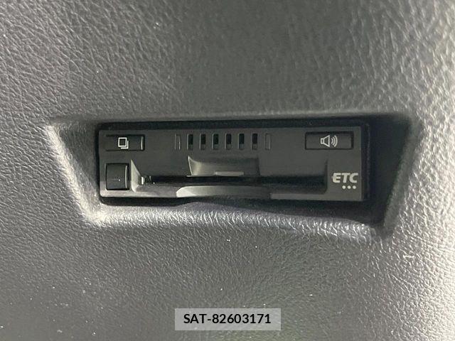 Toyota SIENTA 2016-10 7502847-6