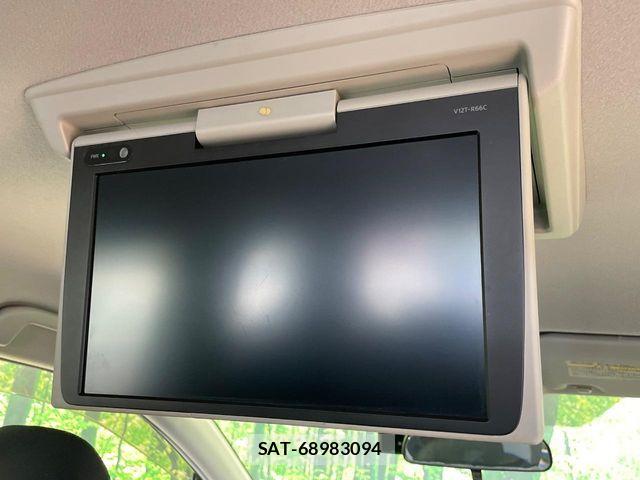 Toyota SIENTA 2017-02 7502857-2