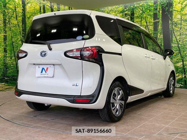 Toyota SIENTA 2019-12 7502841-15