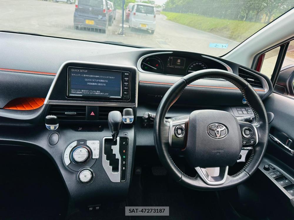 Toyota SIENTA 2020-11 7112100-13