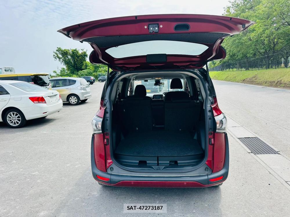 Toyota SIENTA 2020-11 7112100-26