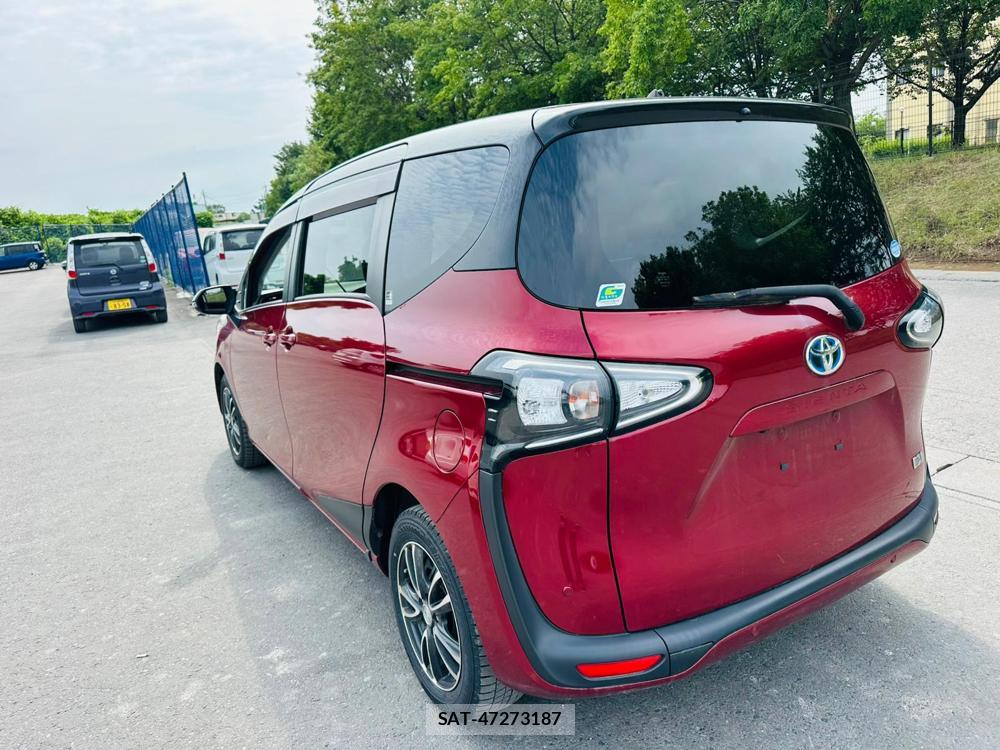 Toyota SIENTA 2020-11 7112100-2