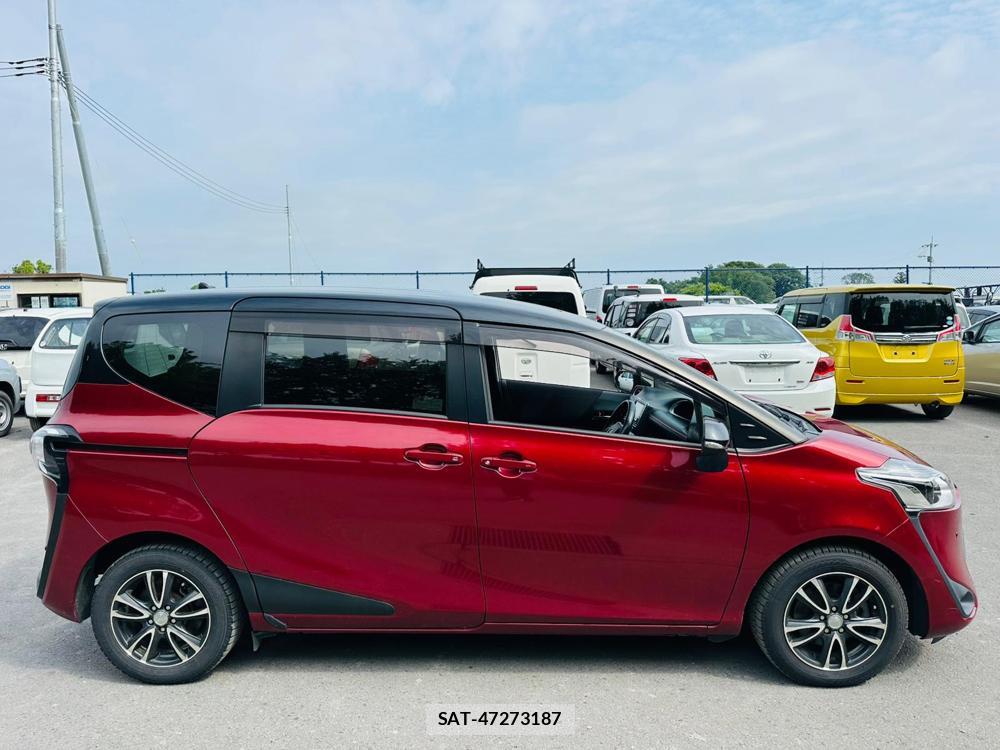 Toyota SIENTA 2020-11 7112100-5