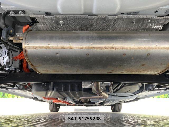 Toyota SIENTA 2023-10 7502834-18