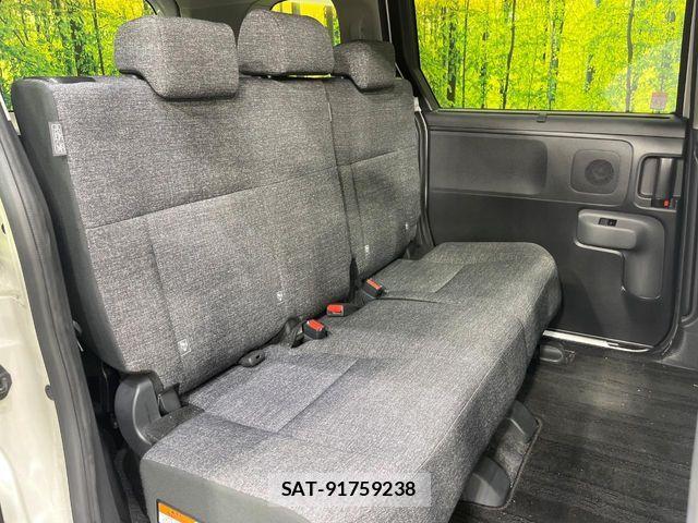 Toyota SIENTA 2023-10 7502834-8