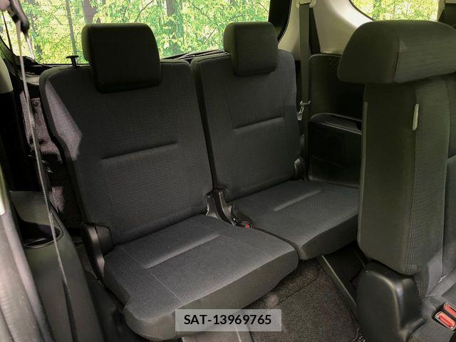 Toyota SIENTA 2017-06 7502856-9
