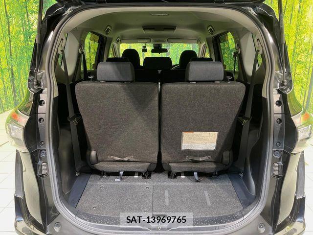 Toyota SIENTA 2017-06 7502856-10
