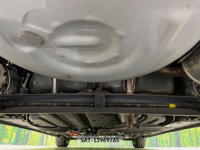 Toyota SIENTA 2017-06 7502856-18