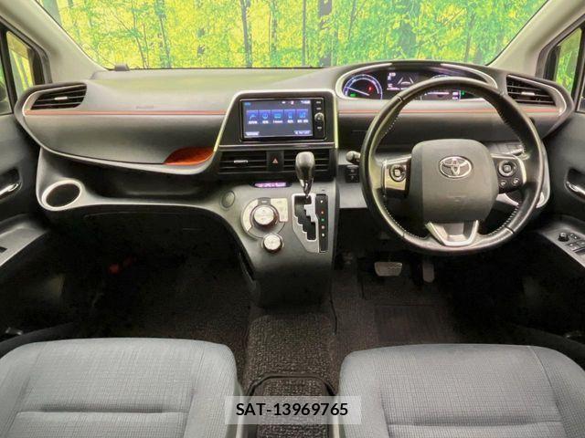 Toyota SIENTA 2017-06 7502856-1