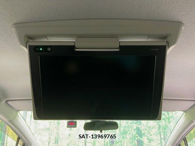 Toyota SIENTA 2017-06 7502856-2