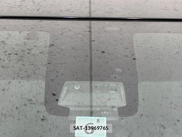 Toyota SIENTA 2017-06 7502856-5