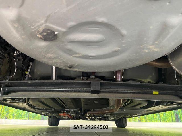 Toyota SIENTA 2019-01 7502845-18