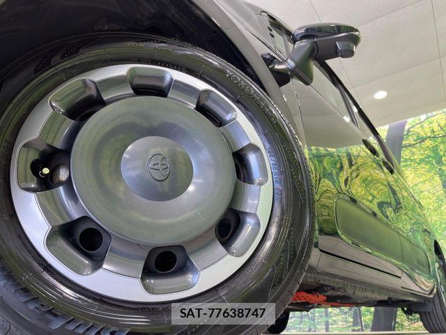 Toyota SIENTA 2023-06 7502837-13